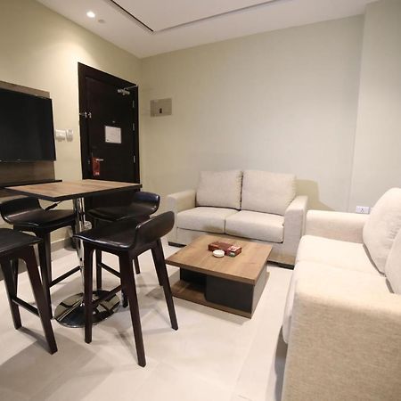 فندق صحارى الخليج Sahara Gulf Hotel Apartments Amman Eksteriør billede