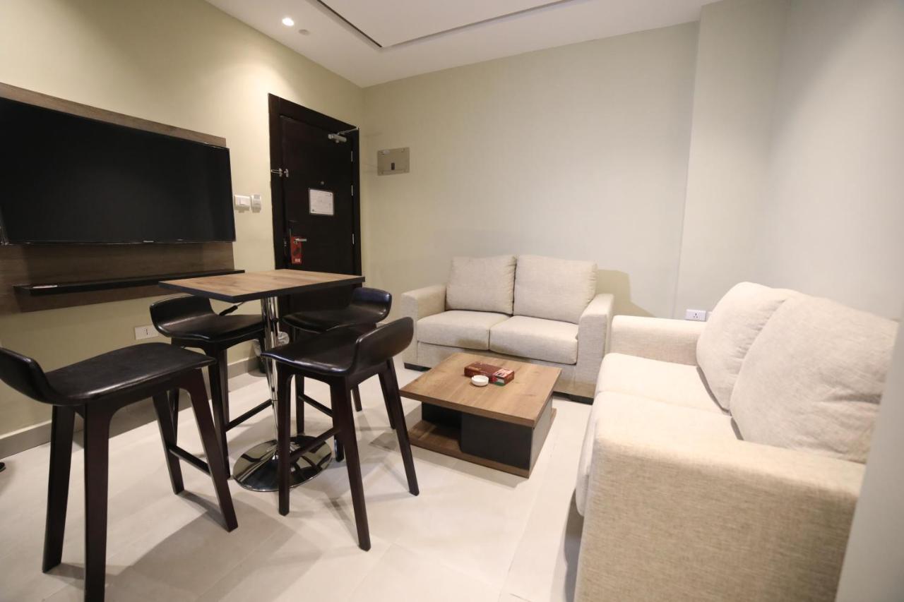 فندق صحارى الخليج Sahara Gulf Hotel Apartments Amman Eksteriør billede