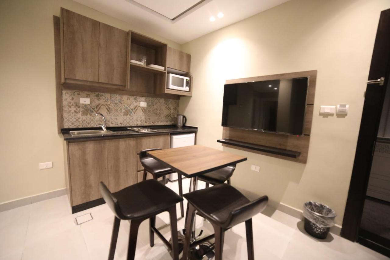 فندق صحارى الخليج Sahara Gulf Hotel Apartments Amman Eksteriør billede