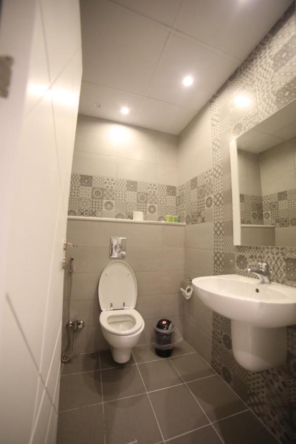 فندق صحارى الخليج Sahara Gulf Hotel Apartments Amman Eksteriør billede