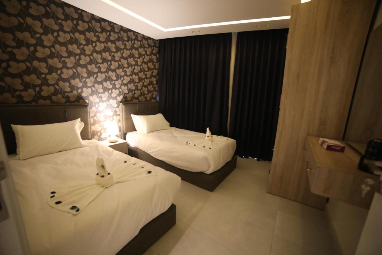فندق صحارى الخليج Sahara Gulf Hotel Apartments Amman Eksteriør billede