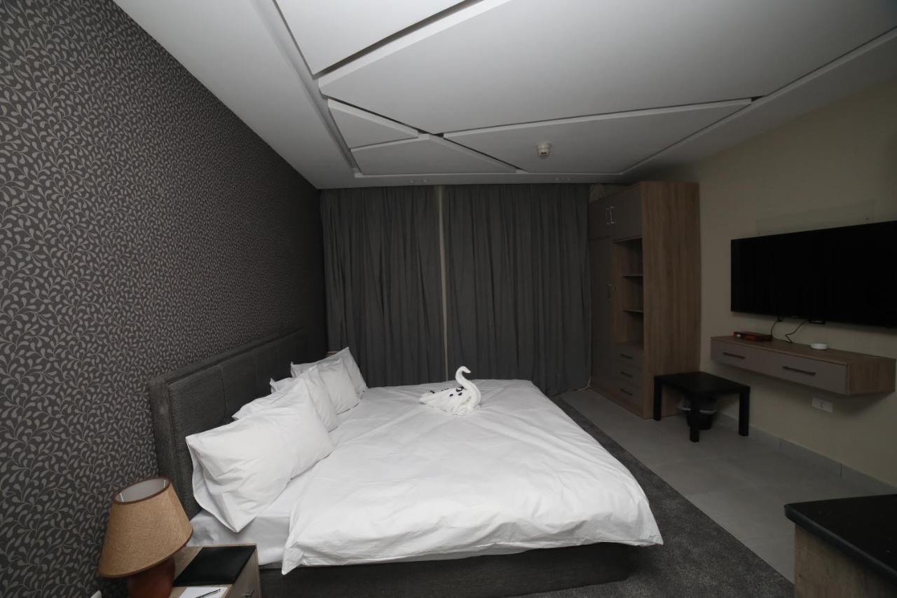 فندق صحارى الخليج Sahara Gulf Hotel Apartments Amman Eksteriør billede